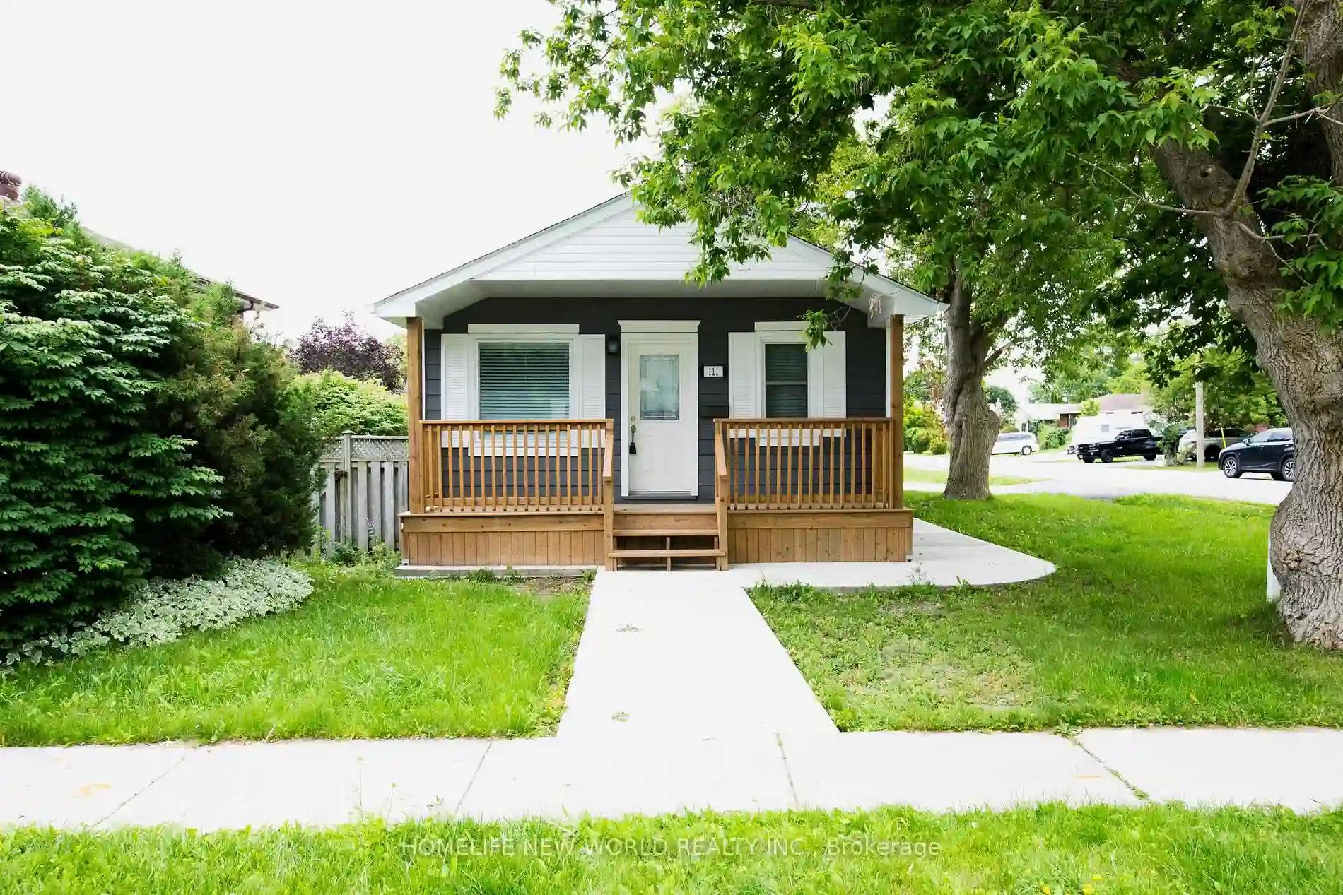 https://api.bungalowfinder.ca/cdn/images/E9015524/photo_2.webp