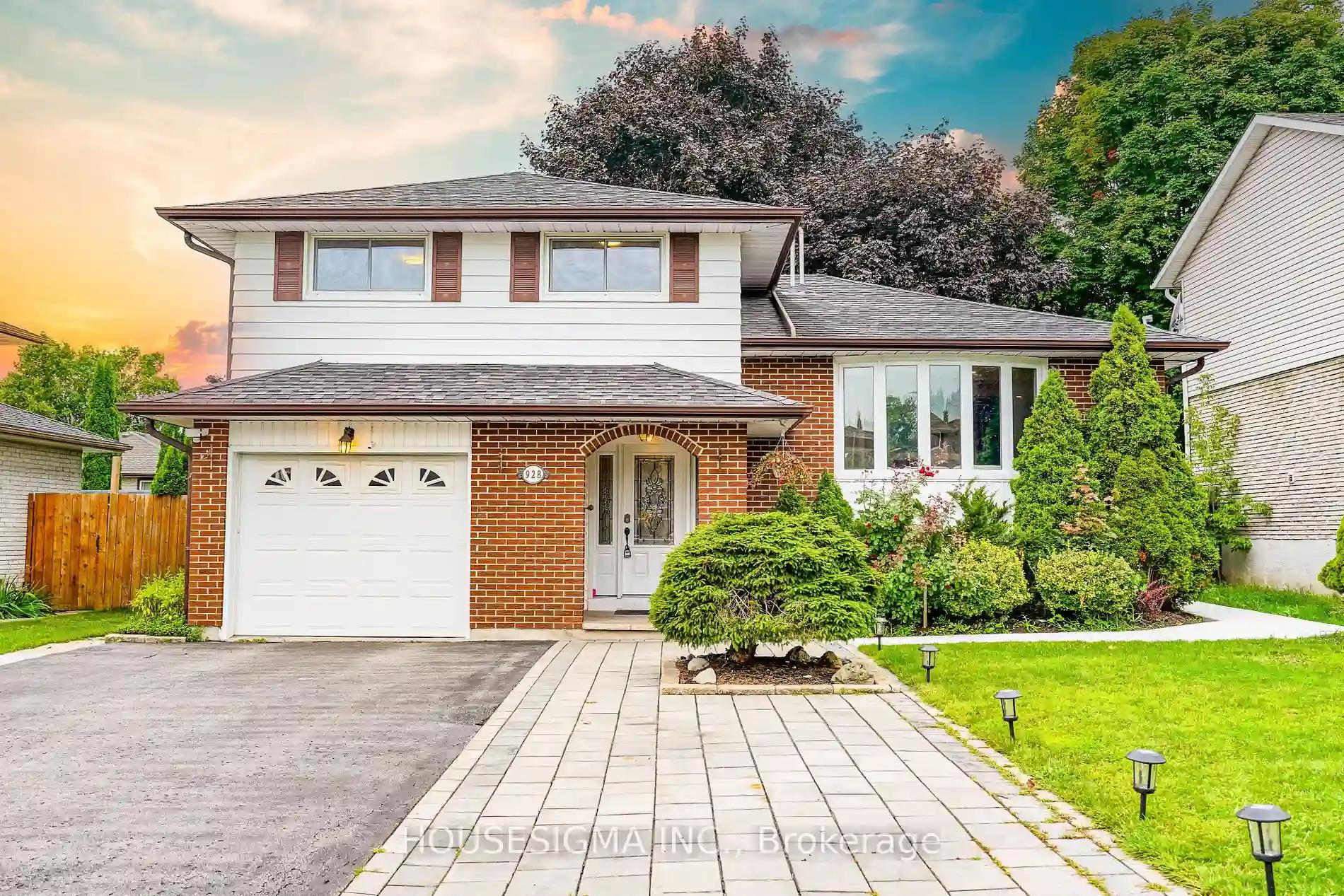 https://api.bungalowfinder.ca/cdn/images/E9262410/photo_1.webp