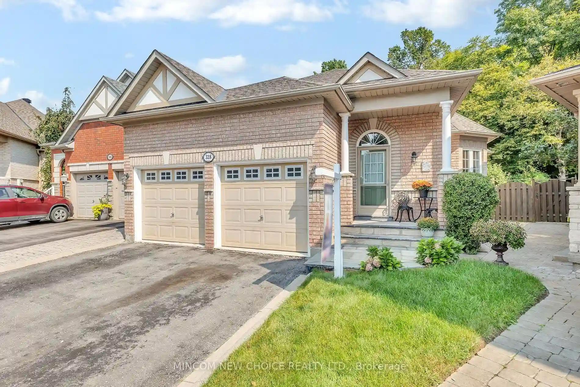 328 Mapleview Crt