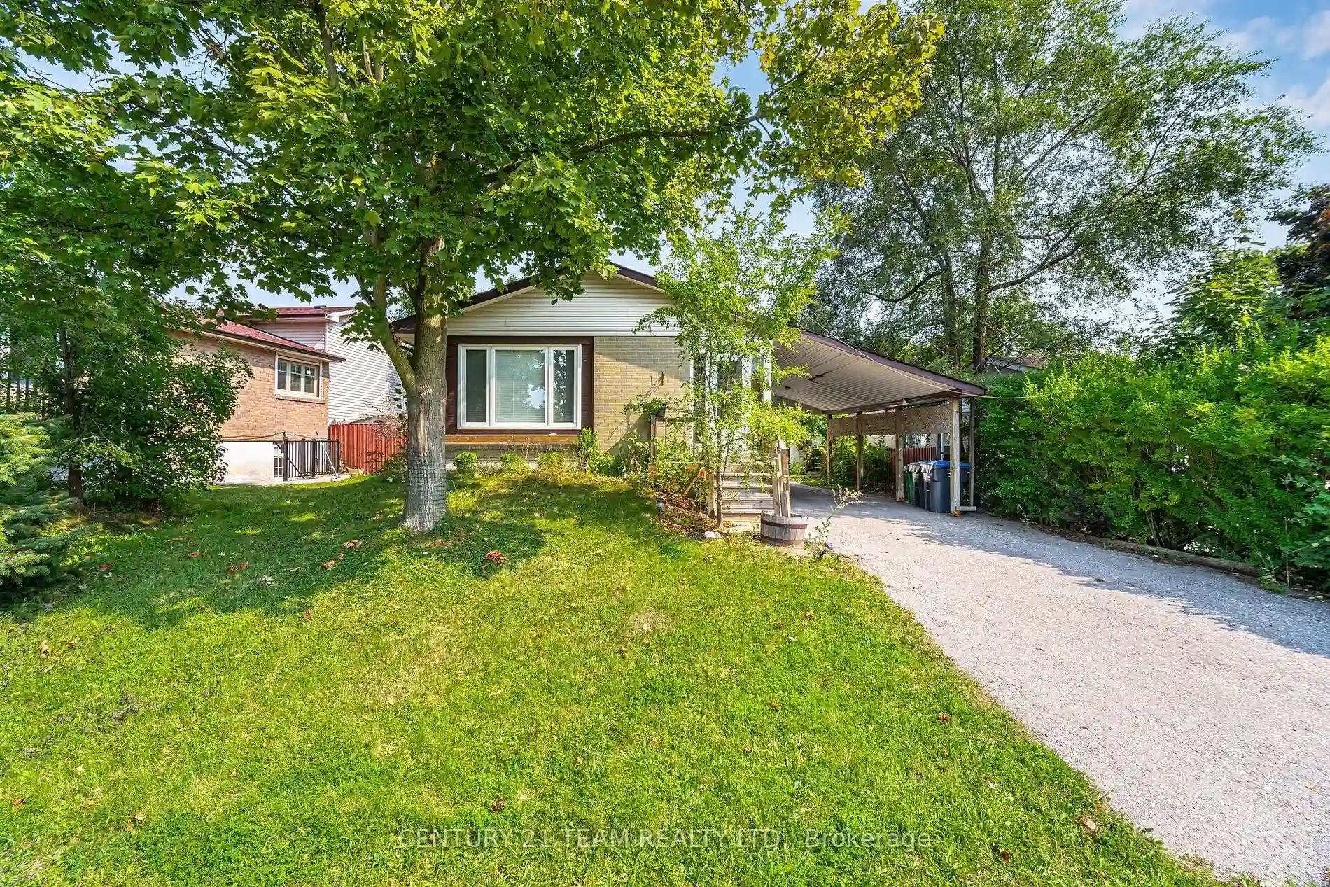 34 Madoc Dr