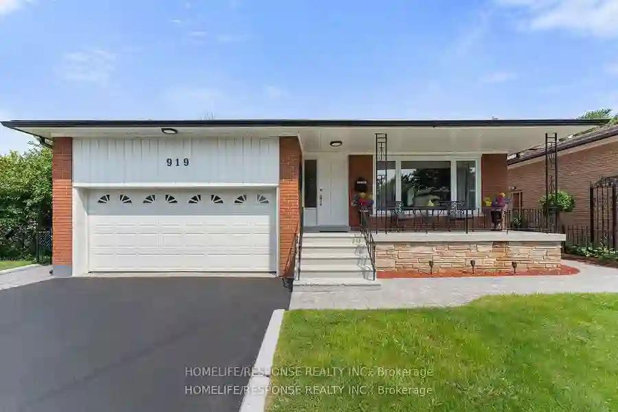 919 STREAMWAY Cres