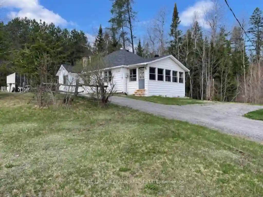 39 Boulter Lake Rd