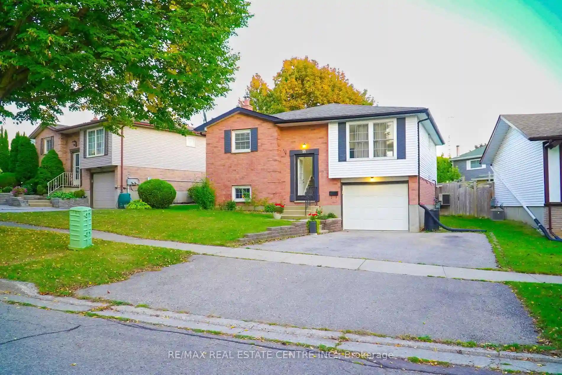 11 WHEATFIELD Cres