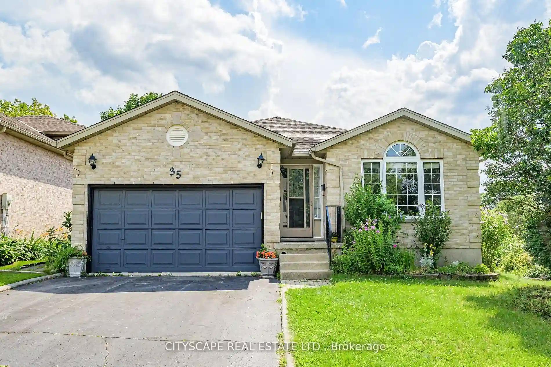 35 Melran Dr