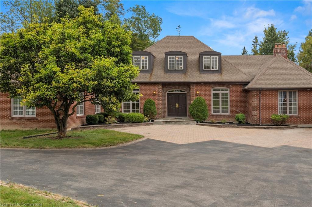 21 Woodland Acres Crescent