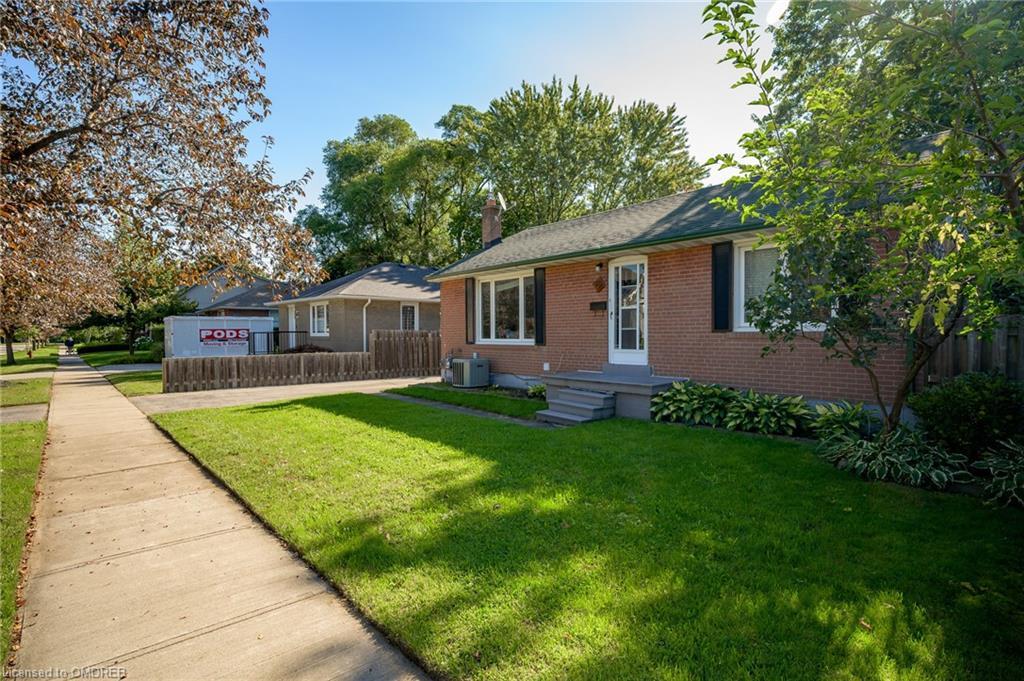 64 Florence Drive, Oakville ON L6K 1V6