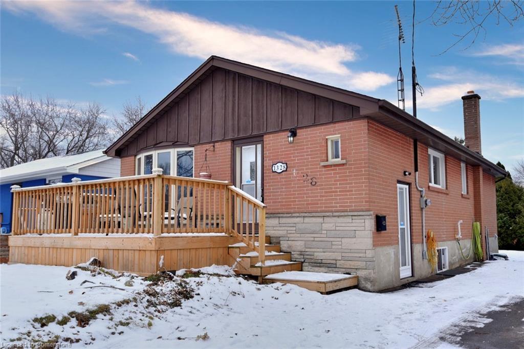 1328 Bunnell Drive, Burlington ON L7P 2E1