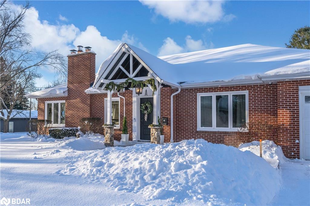 68 Dundonald Street, Barrie ON L4M 3T3