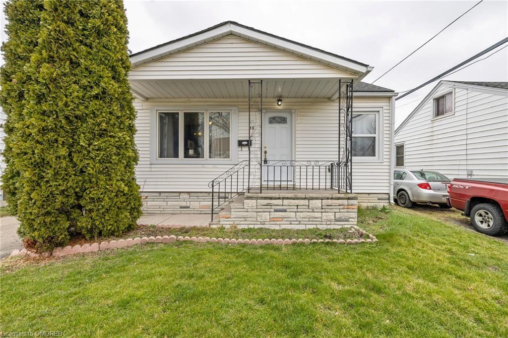 36 Parkview Road, St. Catharines ON L2M 5S1